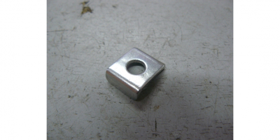 Пластина прижимная